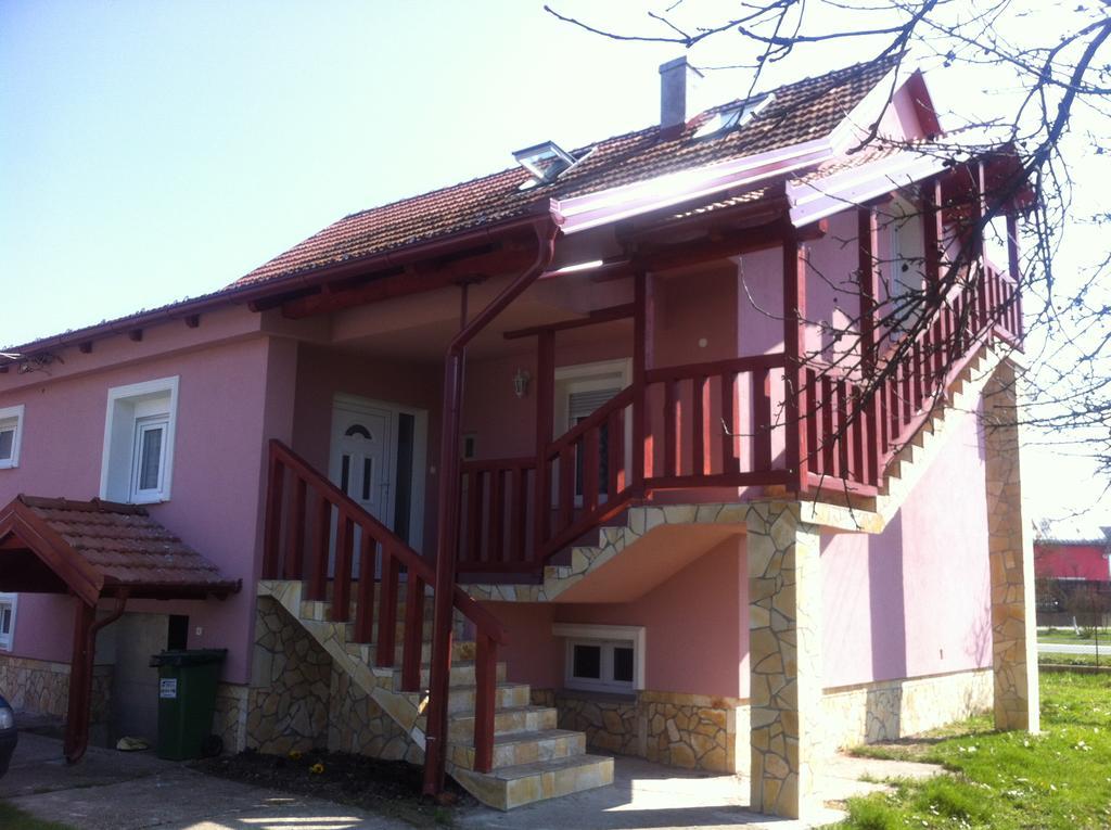 Apartman Anka Apartamento Ratkovica Exterior foto